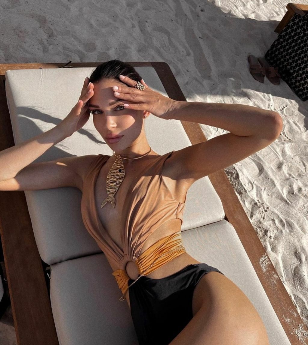 Влада привлекательная девушка из Чусовой цена от 3000 руб